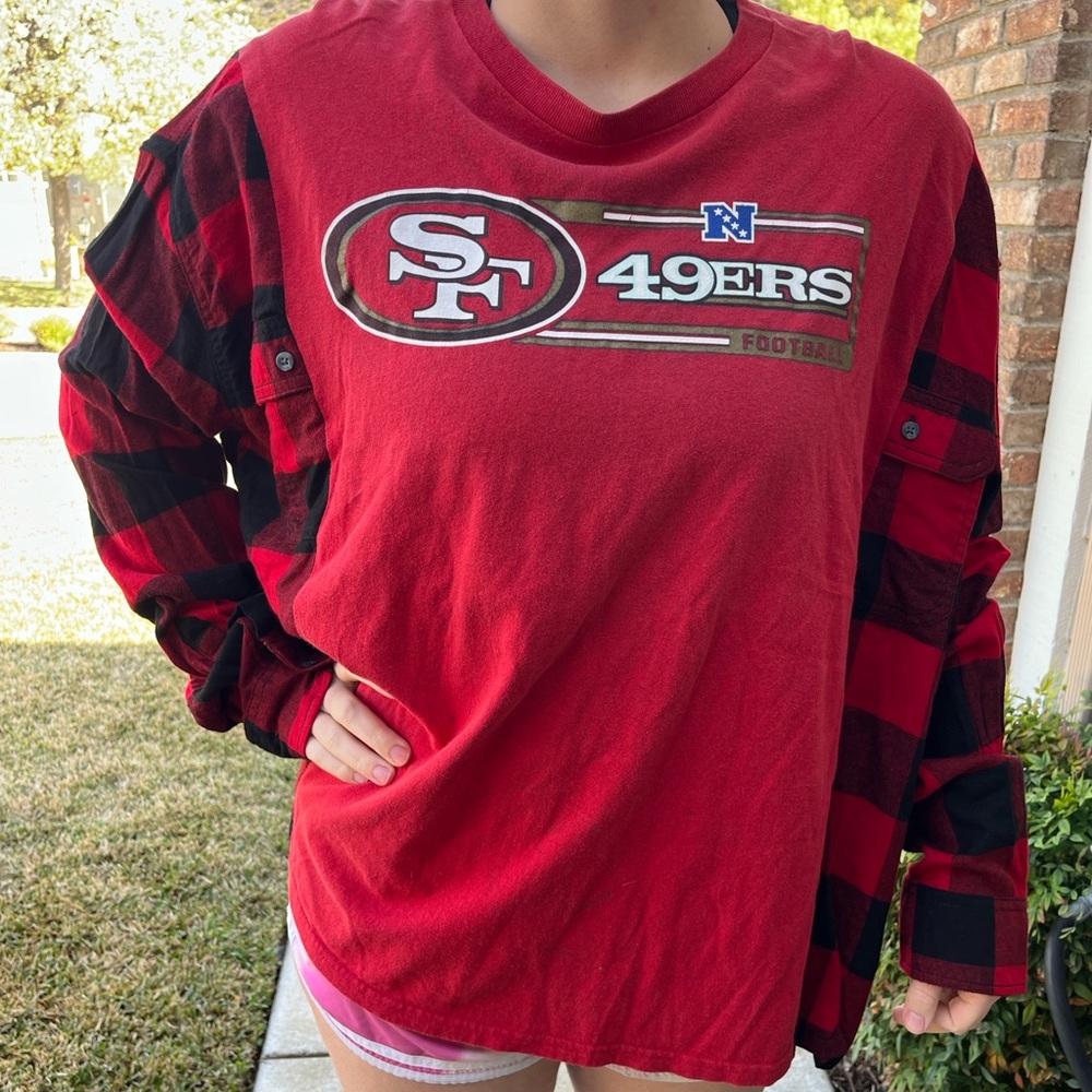 San Francisco 49ers Upcycled Flannel Shirt / Sweatshirt one size